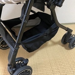 コンビ　ベビーカー　メチャカルハンディ　オート4キャス　取りに来ていただける方の画像