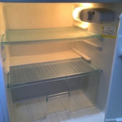 96リットル　冷蔵庫　単身者用サイズの画像