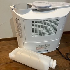 シャープ　加湿機能付きセラミックファンヒーターの画像