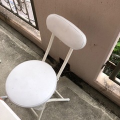 折りたたみ机、椅子、2セット　決まりました！の画像
