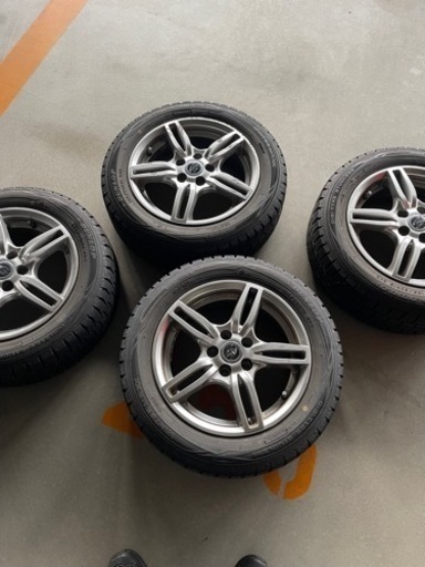 ブリヂストン　スタッドレスタイヤ アルミ185/60R15