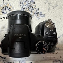 お値下げしました富士フィルムデジタルカメラの画像