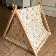 ちいさいテント　手作り　ハンドメイド　猫用　ネコ用ベッド　の画像