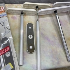 家具の転倒防止　踏ん張りくん　3セット分？の画像