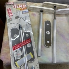 家具の転倒防止　踏ん張りくん　3セット分？の画像