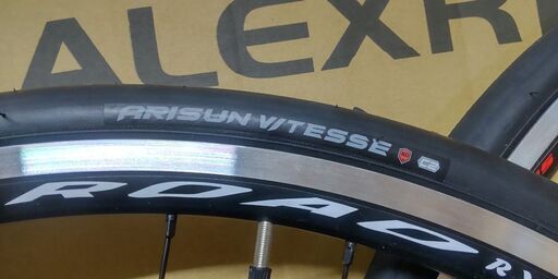 タイヤ付きホイールです Drais ドライス RX1.0 (flatsus) 阿波座の