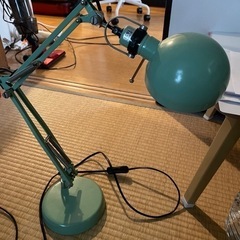 IKEA デスク照明の画像