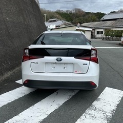 令和２年　50プリウス　後期の画像