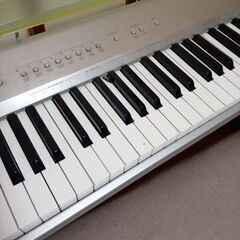 CASIO電子ピアノの画像