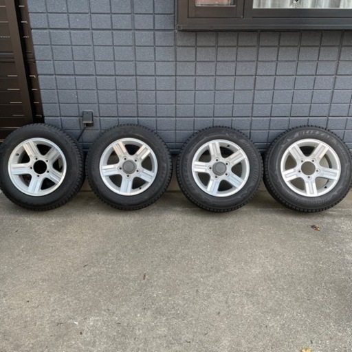 jb23 ジムニースタッドレスタイヤ純正ホイール付き