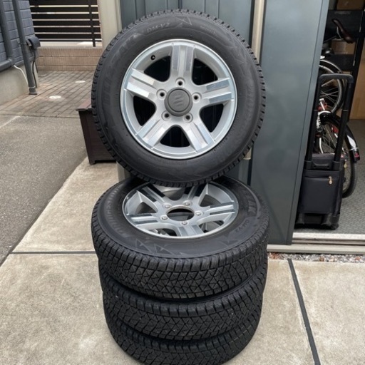jb23 ジムニースタッドレスタイヤ純正ホイール付き