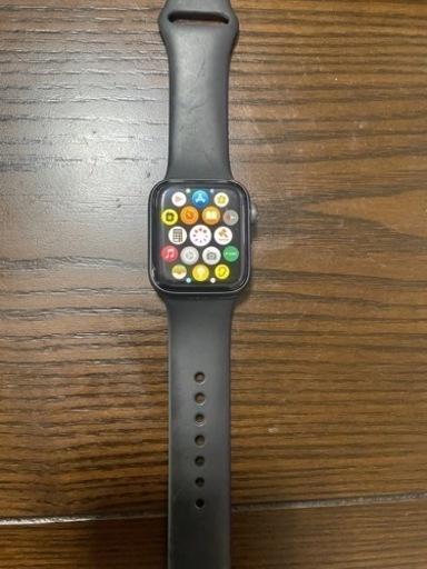 アップルウォッチ代４世代４０ミリ