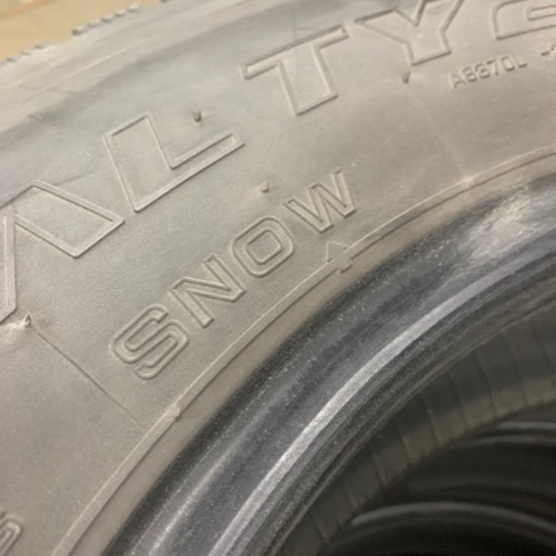 ‼️値下げ‼️トラック用タイヤ　195.85.16