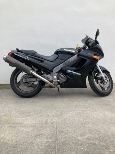 バイク ZZR250