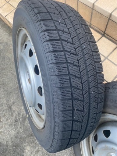 【終了】ブリヂストン　スタッドレスタイヤ155/65R14