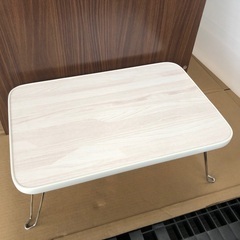 折りたたみミニテーブルの画像