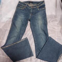 ルーニィのデニムです。