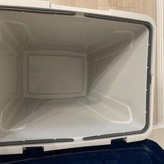使用期間短い　超美品　ゴミ箱　70リットル　屋内使用のみの画像