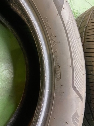 235/55R19ベンタスS1Revo3SUV23年製中古品！