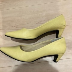 数回のみ着用　パンプス　ポインテッドトゥ　Mサイズの画像