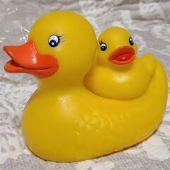 【お風呂おもちゃ アヒルの親子】差し上げます♪《プロフィールをご覧下さい！》の画像