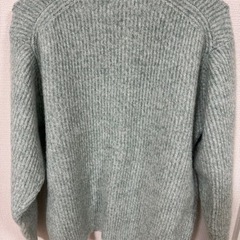 ※値下げしました　未使用品　 Sサイズ　GLOBAL WORK  メンズセーター　　　　グリーン色　3500円→2800円の画像