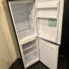 【売約済】12月20日までに引き取り限定 2020年製130L おしゃれなレトロ調冷凍冷蔵庫 省エネ 節電 PRR-142の画像