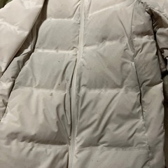 UNIQLO  ダウンの画像