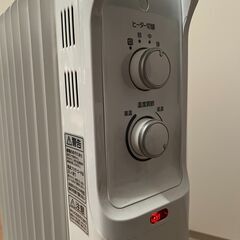 アイリスオーヤマ ヒーター オイルヒーター 8畳 ウェーブ型 の画像