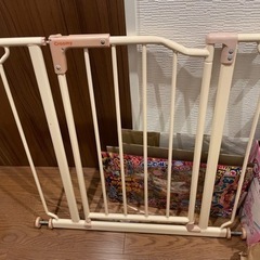 ベビーゲートの画像