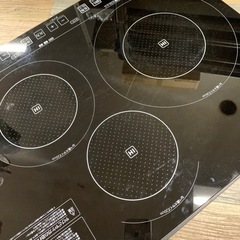 美品 アイリスオーヤマ 3口卓上IH調理器 IHC-S313V 2014年製 専用台座付き IHクッキングヒーターの画像