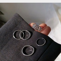 新品⭐︎値下げしました！韓国で大人気！5点セットシルバーリング定...