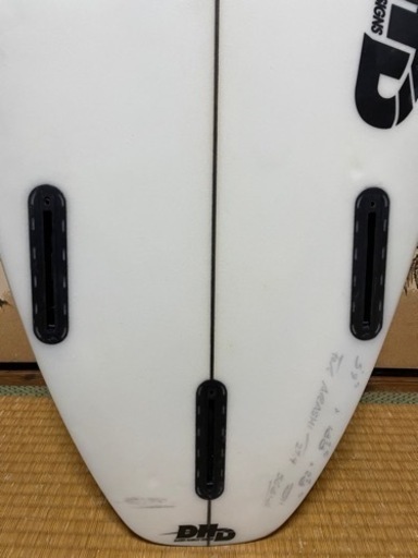 加藤嵐プロ　DHD サーフボード5.9 27.4L