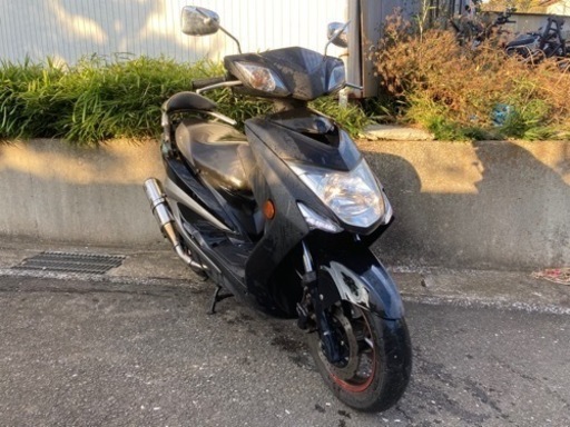 軽整備済み‼️   シグナスx 国内　低走行　社外マフラー付き　バックレスト付き　配送可能　現車確認可能