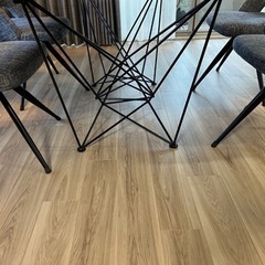 CARLOダイニングテーブル×UGOダイニングチェア４脚 (購入予定者決定)の画像