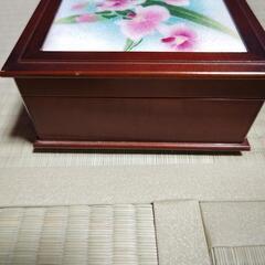 オルゴール ジュエリー ボックス 曲 いい日旅立ち 宝石箱 七宝焼の画像