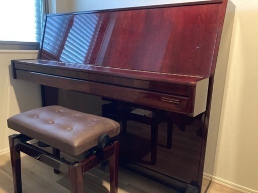August Hoffman 112G アップライトピアノ