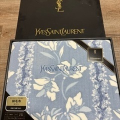 絹100%   イヴ・サンローラン 毛布  新品