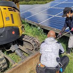 太陽光のケーブルを引っ張る作業員、急募です‼️‼️