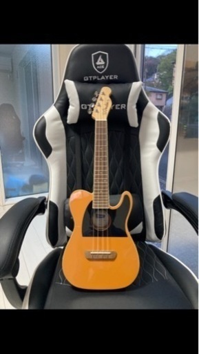 fender エレキウクレレ