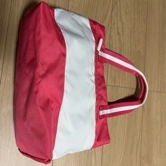 フォリ　フォリ　　トートバッグの画像