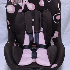 チャイルドシート　0kg～18kg対応