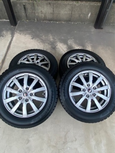 スタッドレスタイヤ4本セット