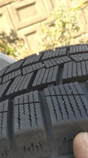 スタッドレスタイヤ 　アルミホイール４本セットです。　205/55/16