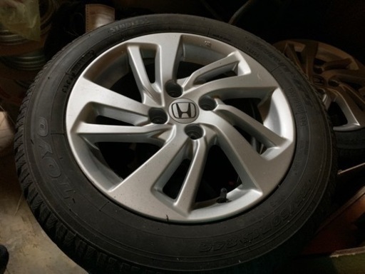 (値下げ)スタッドレスタイヤ(185 60R15)、ホイール(15インチ6j+50)4本セット