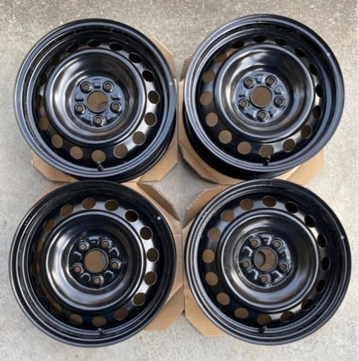 新車外し　スチールホイール ４本セット