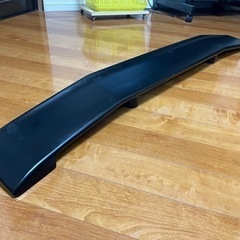 R３０スカイライン　リアスポイラー当時物レア　四つ足の画像