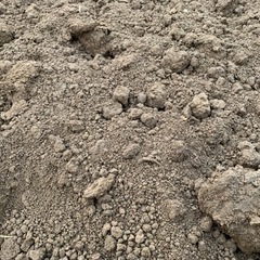 赤土　ガーデニング   植木　お庭　家庭菜園　植栽　お花　畑　田んぼ　0.５㎥〜の画像