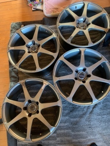 アドバン　AVSモデル7 18インチホイール