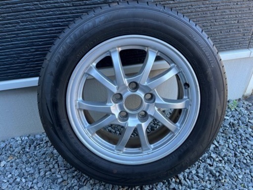 タイヤホイルセットです